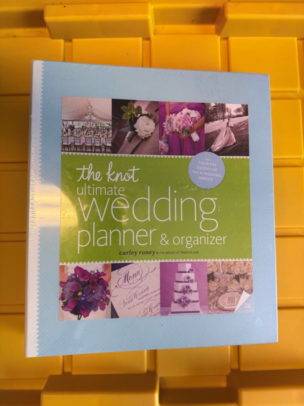 Ultimate Wedding Planner & Organizer - Blue and Green